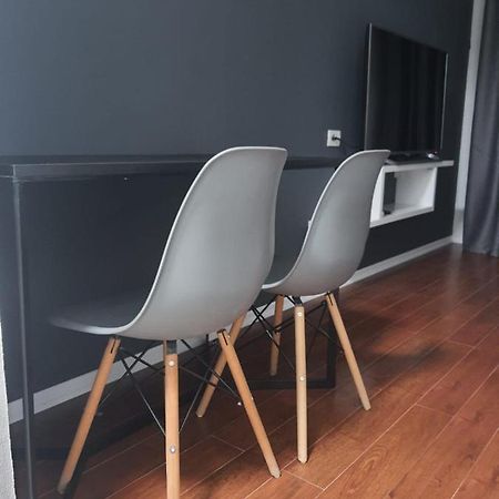 Modern Apartment Korca 3 Dış mekan fotoğraf