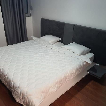 Modern Apartment Korca 3 Dış mekan fotoğraf