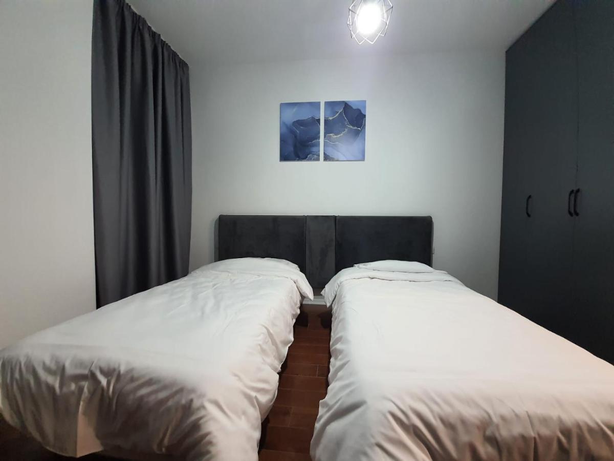 Modern Apartment Korca 3 Dış mekan fotoğraf